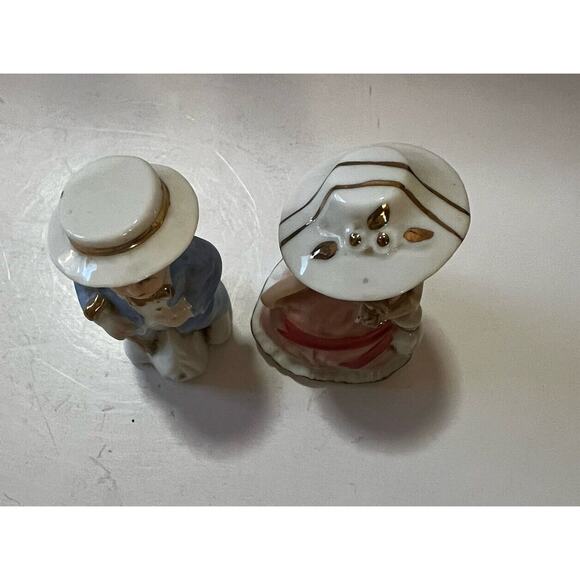 Victorian Couple Figurines Set of 2 COTC Southern Renaissance Boy And Girl - Picture 7 of 13